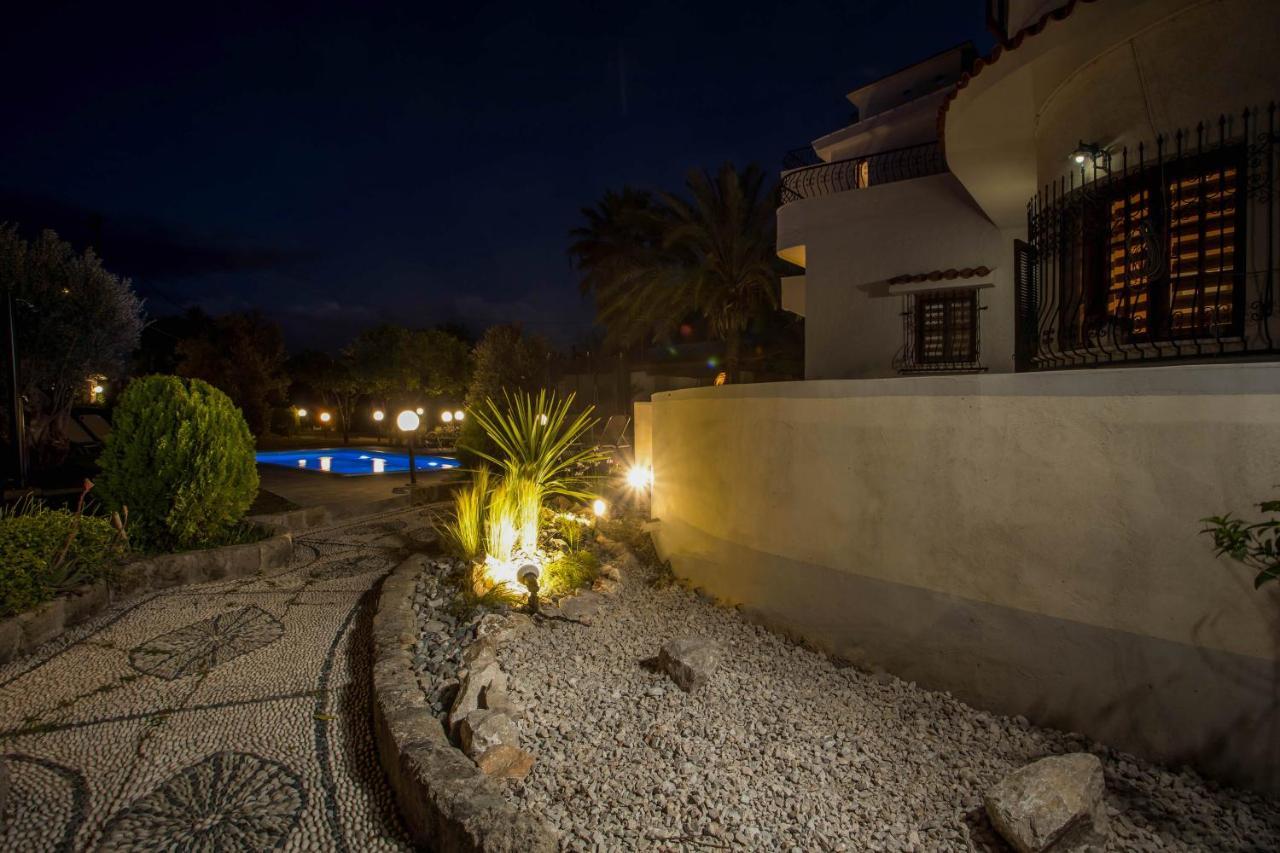 Hriska Luxury Villa Ixia  Dış mekan fotoğraf